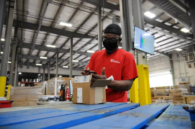Red Stag Fulfillment helps eCommerce businesses manage their logistics costs. 