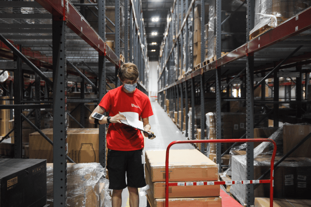 pet food and supplies fulfillment