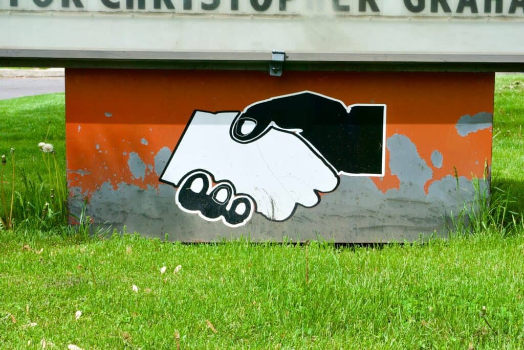 handshake collaboration